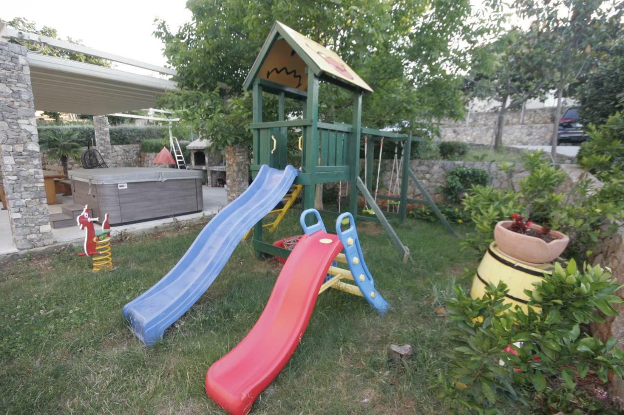 Apartments Salatic Krk Town Exterior photo